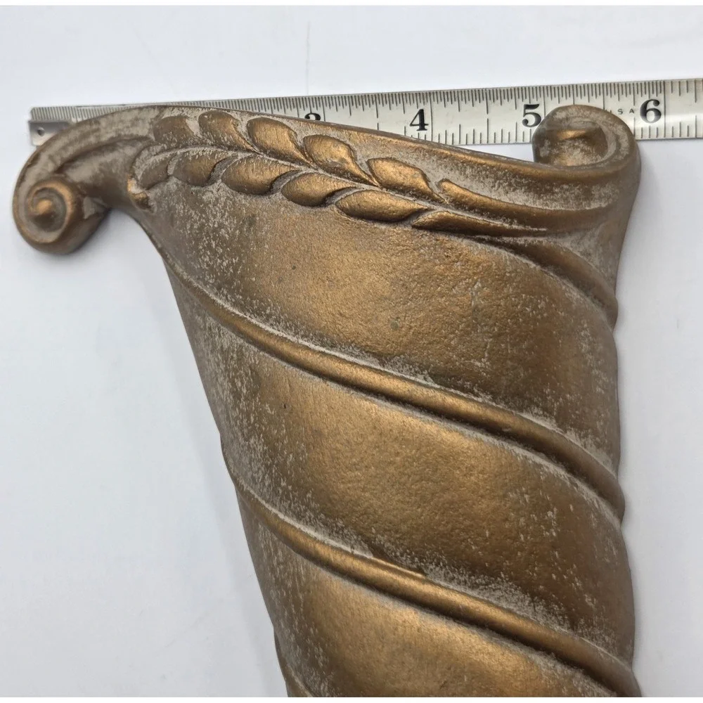 2 Syroco Home Interior Scroll Wall Pocket Planter MCM Decor 70's Gold